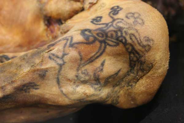 tatuaż ze starożytności 